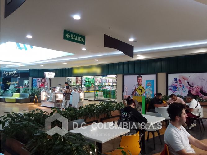 Local en venta en San Diego, Medellín, 667 m² · foto 10 de 20