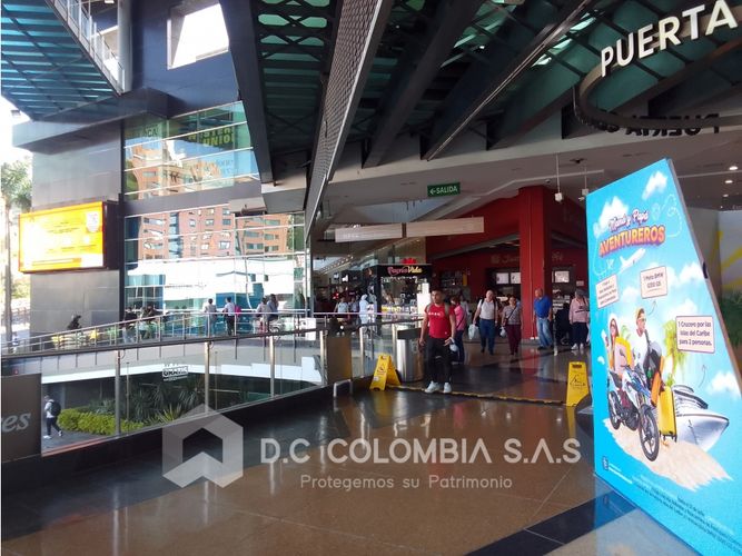 Local en venta en San Diego, Medellín, 667 m² · foto 11 de 20