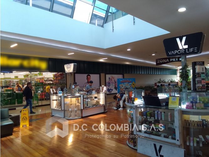 Local en venta en San Diego, Medellín, 667 m² · foto 18 de 20