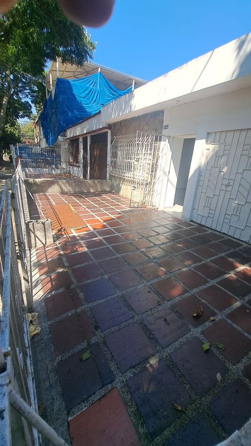 Casa de 3 alcobas en venta en Nueva Granada, Cali, 148 m² · foto 2 de 24