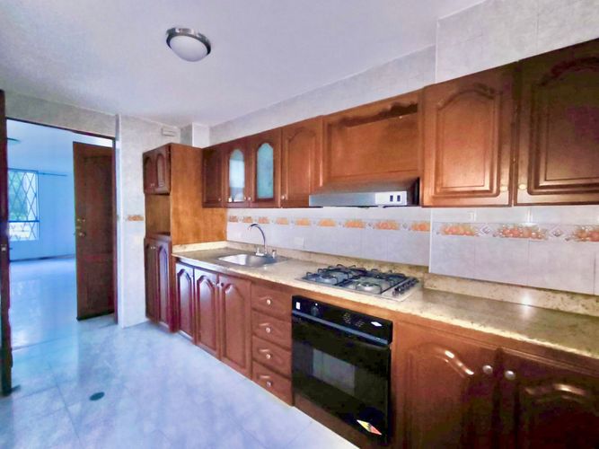 Apartamento de 2 alcobas en venta en La Flora, Cali, 102 m² · foto 10 de 21