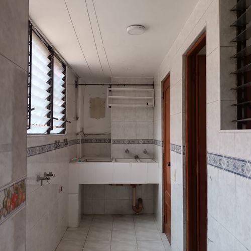 Apartamento de 2 alcobas en venta en La Flora, Cali, 102 m² · foto 11 de 21