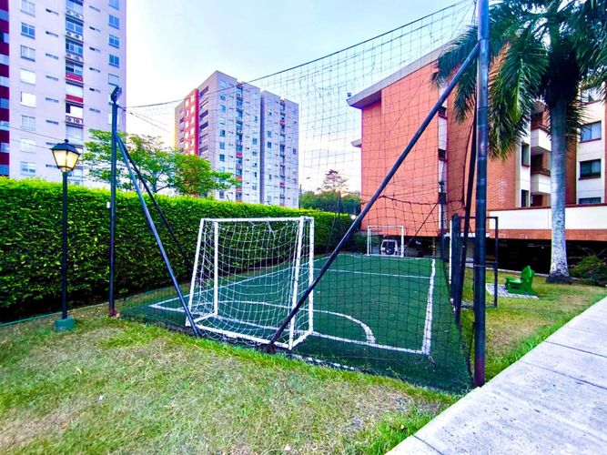 Apartamento de 2 alcobas en venta en La Flora, Cali, 102 m² · foto 21 de 21