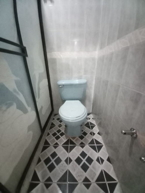Casa de 5 alcobas en venta en Ub. Nazareth, Ibagué, 146 m² · foto 9 de 21