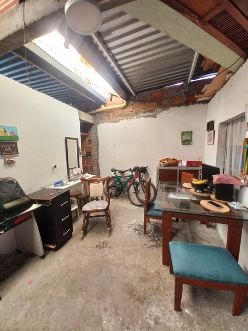 Casa de 5 alcobas en venta en Ub. Nazareth, Ibagué, 146 m² · foto 13 de 21