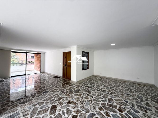 Apartamento de 3 alcobas en arriendo en San Lucas, Medellín, 140 m² · foto 4 de 17