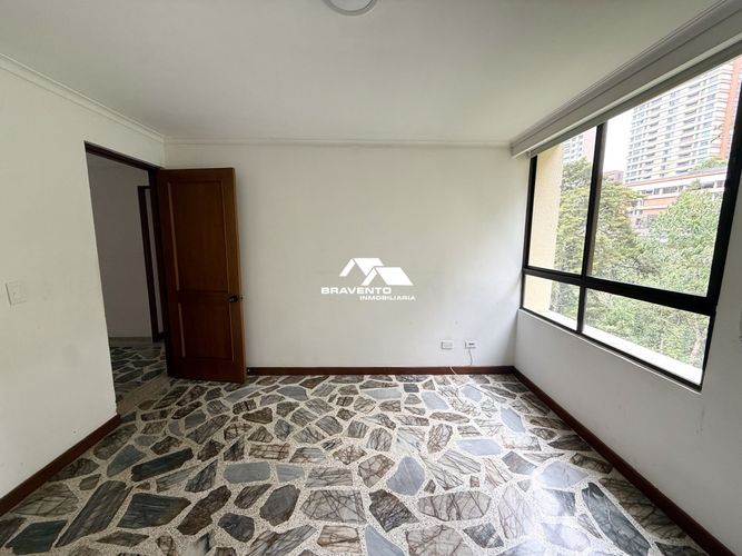 Apartamento de 3 alcobas en arriendo en San Lucas, Medellín, 140 m² · foto 8 de 17