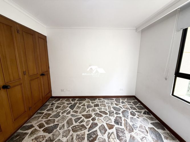 Apartamento de 3 alcobas en arriendo en San Lucas, Medellín, 140 m² · foto 11 de 17