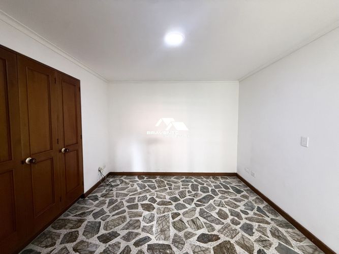 Apartamento de 3 alcobas en arriendo en San Lucas, Medellín, 140 m² · foto 12 de 17