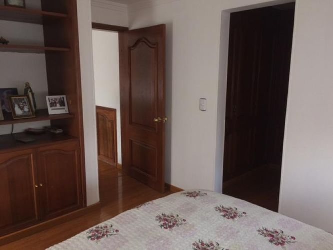 Apartamento de 3 alcobas en venta en Santa Bibiana, Bogotá, 203 m² · foto 8 de 21