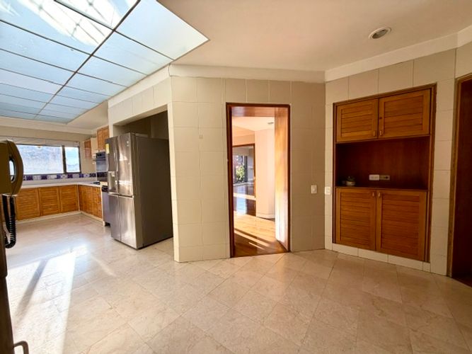 Apartamento de 3 alcobas en venta en La Carolina, Bogotá, 316 m² · foto 12 de 24