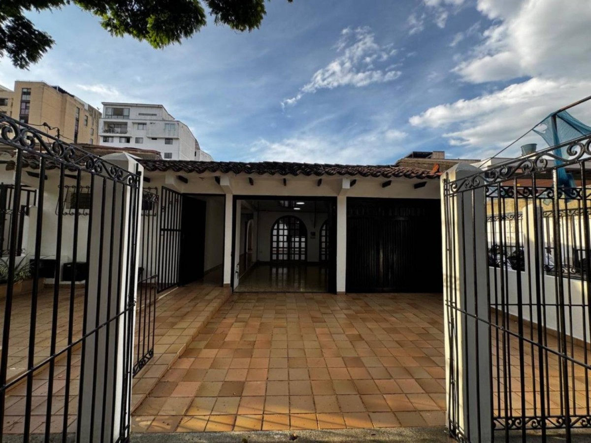 Casa en Arriendo en Cuarto de legua - guadalupe, Cali