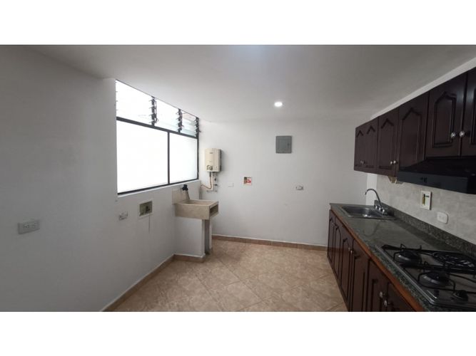 Apartamento de 3 alcobas en arriendo en Belén Fatima, Medellín, 90 m² · foto 3 de 17