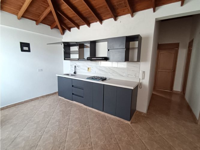 Apartamento de 3 alcobas en arriendo en Belen Malibu, Medellín, 90 m² · foto 7 de 17