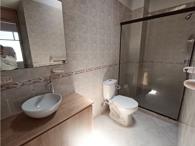 Apartamento de 3 alcobas en arriendo en Belen Malibu, Medellín, 90 m² · foto 8 de 17