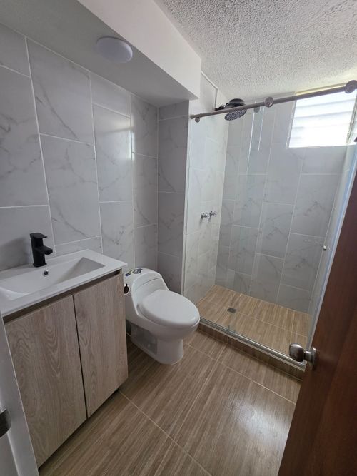 Apartamento de 3 alcobas en venta en Pinos De Lombardia, Bogotá, 78 m² · foto 14 de 18