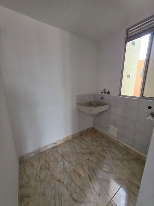 Apartamento en venta en Pinos De Lombardia, Bogotá · foto 6 de 18
