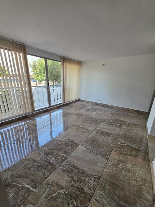Apartamento en venta en Pinos De Lombardia, Bogotá · foto 2 de 18