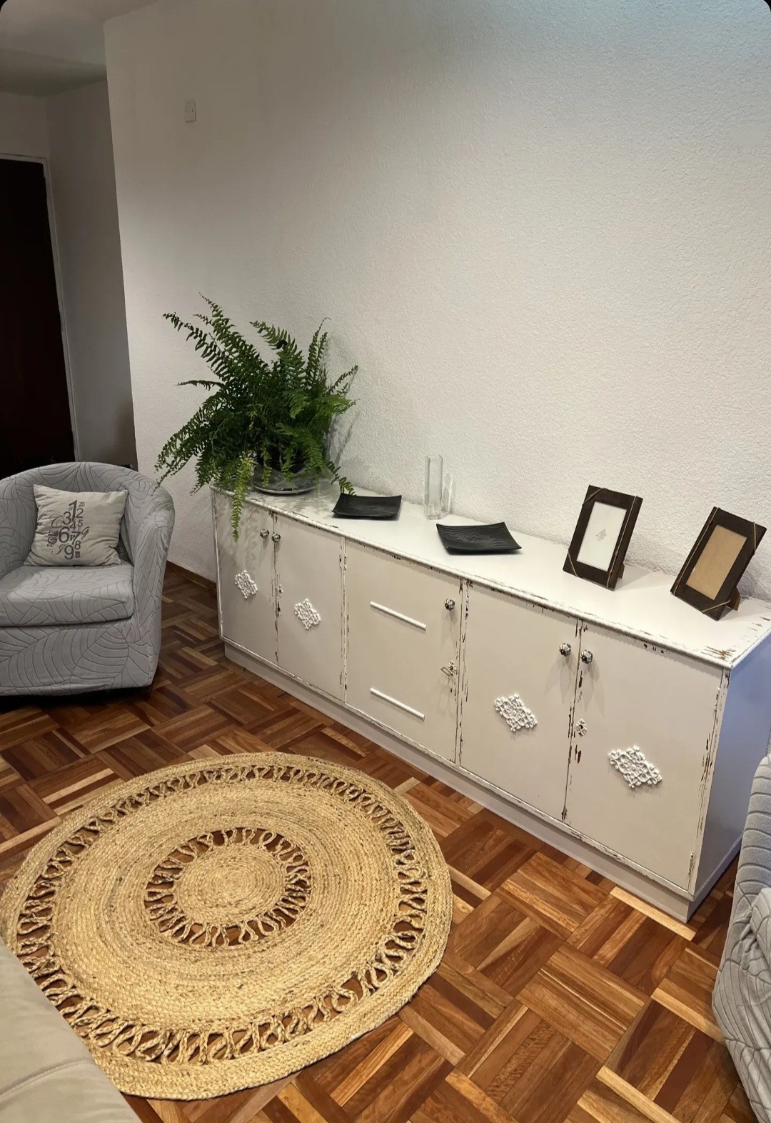 Exclusivo apartamento de 3 dormitorios y 2 baños completos, estratégicamente ubicado en Gaboto esquina Guayabos, a pasos de la Universidad.. · Foto 6
