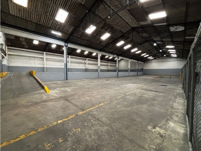 Bodega en arriendo en San Rafael, Sabaneta, 3197 m² · foto 4 de 15