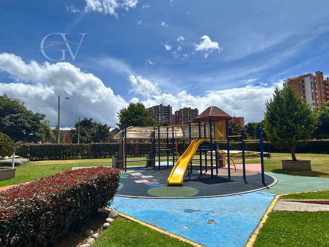 Apartamento de 3 alcobas en venta en Colina Campestre, Bogotá, 133 m² · foto 16 de 18