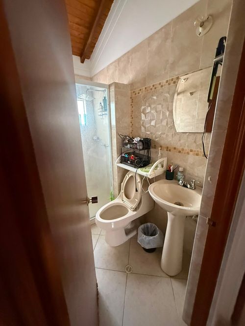 Casa de 4 alcobas en venta en Lagos Del Cacique, Bucaramanga, 147 m² · foto 21 de 23