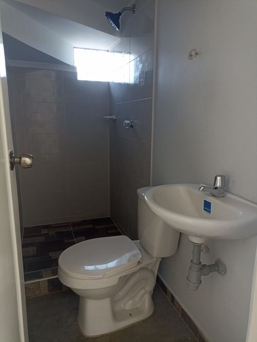 Edificio en venta en Ciudad Capri, Cali, 350 m² · foto 4 de 24