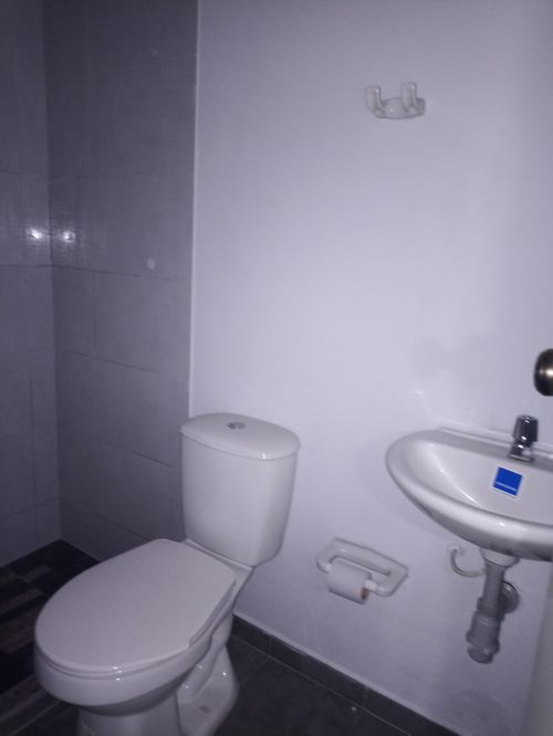 Edificio en venta en Ciudad Capri, Cali, 350 m² · foto 9 de 24