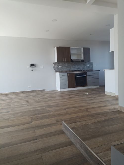 Edificio en venta en Ciudad Capri, Cali, 350 m² · foto 17 de 24