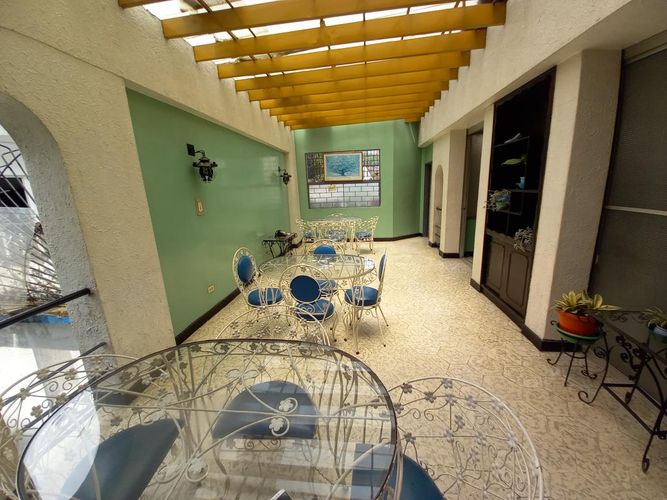 Edificio en venta en San Antonio, Cali, 873 m² · foto 17 de 24