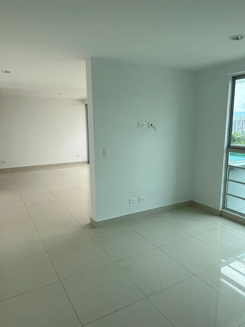 Apartamento de 3 alcobas en venta en Mediterrane, Floridablanca, 100 m² · foto 8 de 10