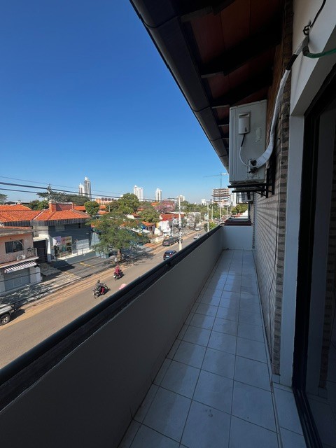 Alquiler Departamento con Balcón Barrio Mburucuya excelente ubicacion — foto 3