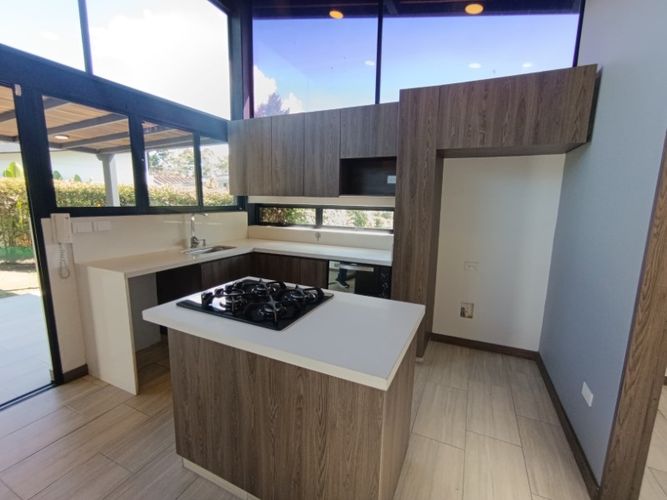 Casa de 4 alcobas en arriendo en Belen, Marinilla, 120 m² · foto 3 de 19
