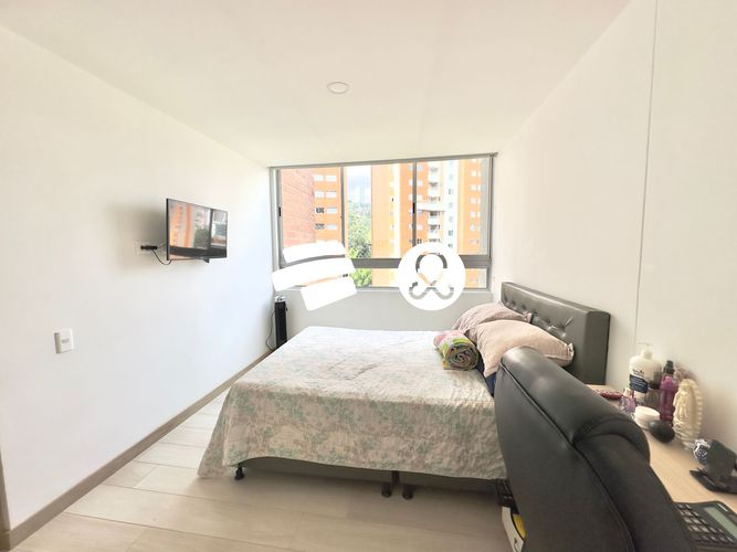 Apartamento de 2 alcobas en venta en Las Lomitas, Sabaneta, 65 m² · foto 11 de 22