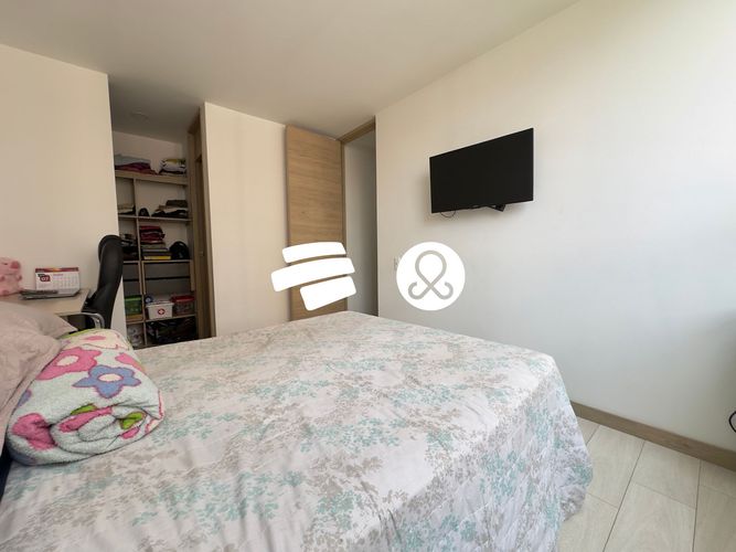 Apartamento de 2 alcobas en venta en Las Lomitas, Sabaneta, 65 m² · foto 13 de 22