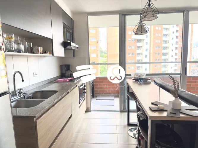 Apartamento de 2 alcobas en venta en Las Lomitas, Sabaneta, 65 m² · foto 17 de 22