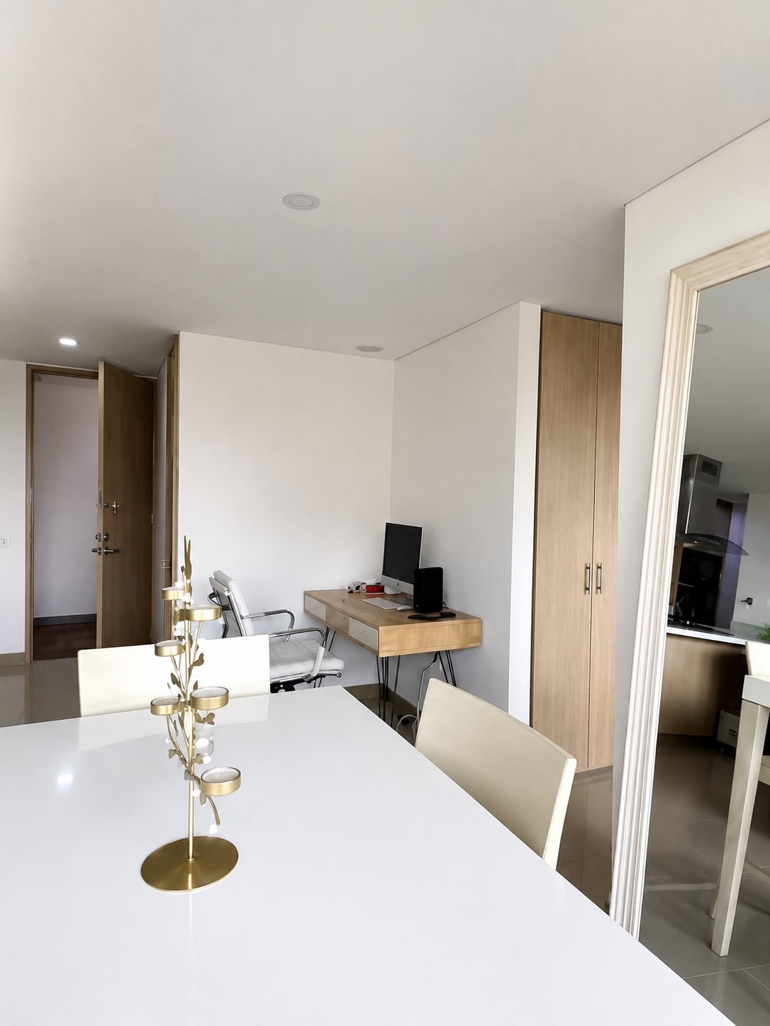 Apartamento en venta en Loma Del Esmeraldal, Envigado · foto 13 de 24