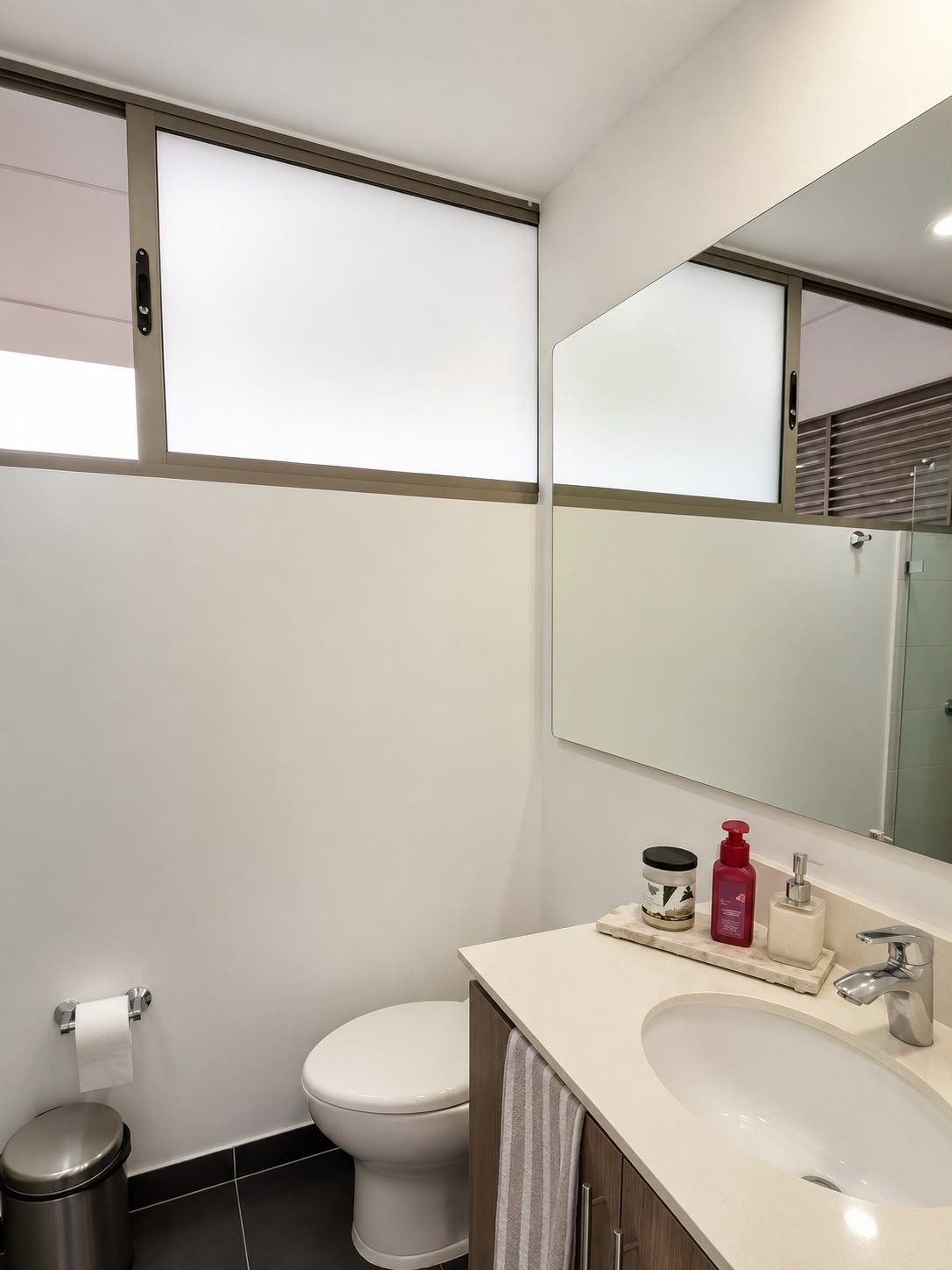 Apartamento en venta en Loma Del Esmeraldal, Envigado · foto 16 de 24