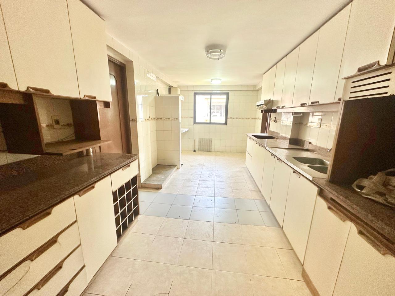 En Alquiler Amplio Departamento de 2 Habitaciones con Área de Servicio - Barrio Las Mercedes  A478 — foto 3
