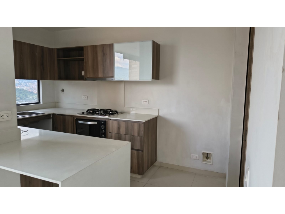 2BR Apartment in Castropol (90 m²)