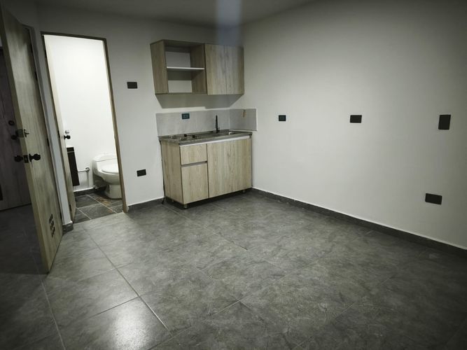 Apartaestudio en arriendo en El Dorado, Envigado, 17 m² · foto 3 de 12