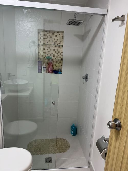 Apartamento de 3 alcobas en venta en Loma De Los Bernal, Medellín, 86 m² · foto 13 de 23