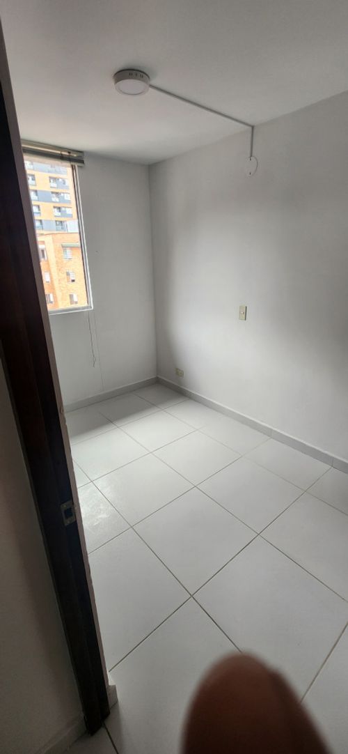 Apartamento de 3 alcobas en arriendo en Villa Carlota, Medellín, 67 m² · foto 7 de 13