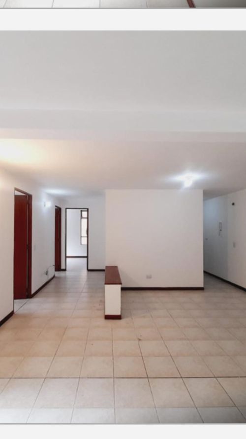 Apartamento de 3 alcobas en venta en Urbanizacion Crucero Del Sur, Medellín, 80 m² · foto 10 de 13
