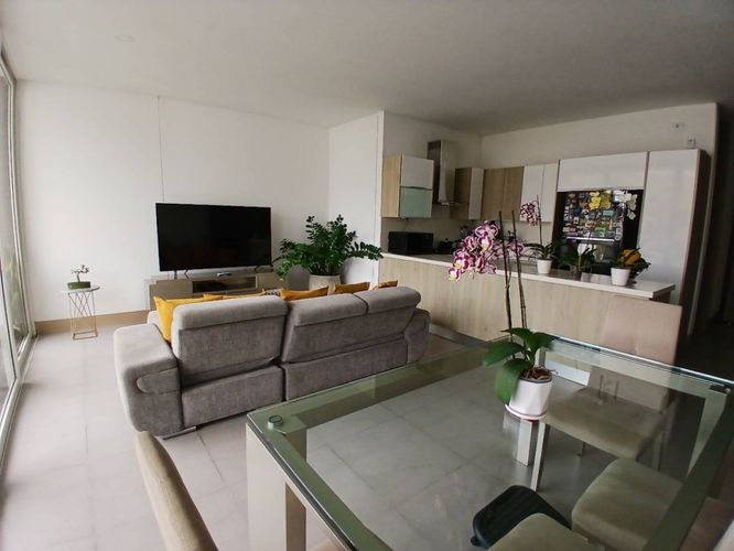 Apartamento de 3 alcobas en venta en Bellavista, Cali, 158 m² · foto 5 de 24