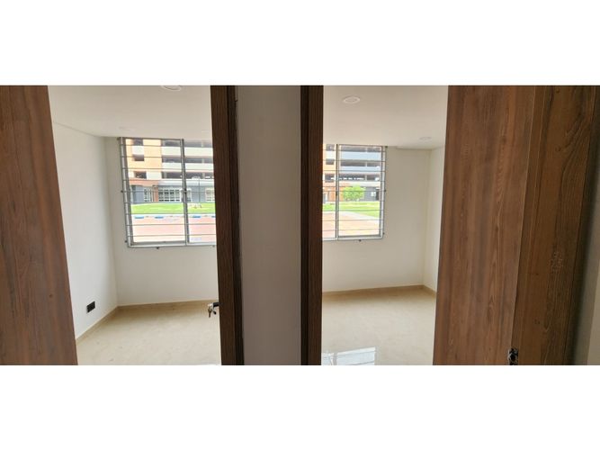 Apartamento de 3 alcobas en venta en El Cortijo, Madrid, 50 m² · foto 6 de 10