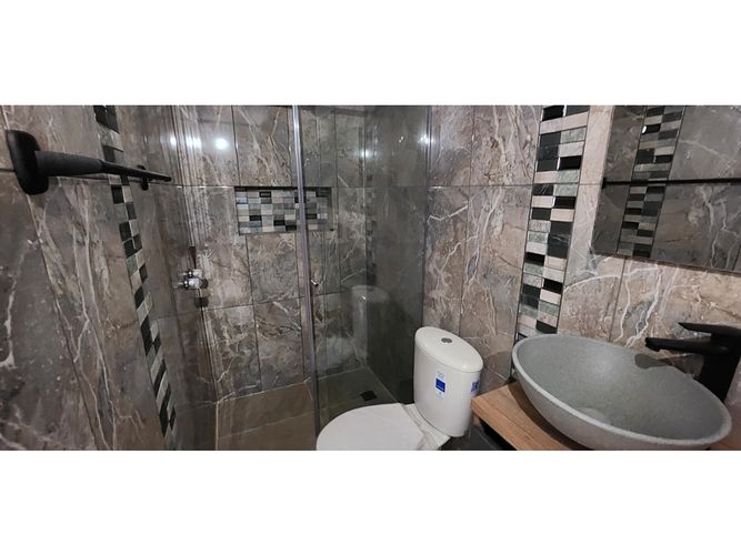 Apartamento de 3 alcobas en venta en El Cortijo, Madrid, 50 m² · foto 7 de 10