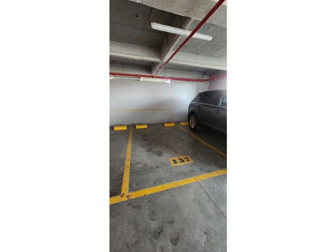 Apartamento de 3 alcobas en venta en El Cortijo, Madrid, 50 m² · foto 10 de 10