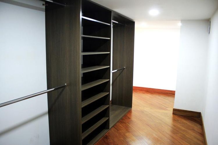 Apartamento de 4 alcobas en venta en Bosque De Pinos, Bogotá, 250 m² · foto 12 de 24
