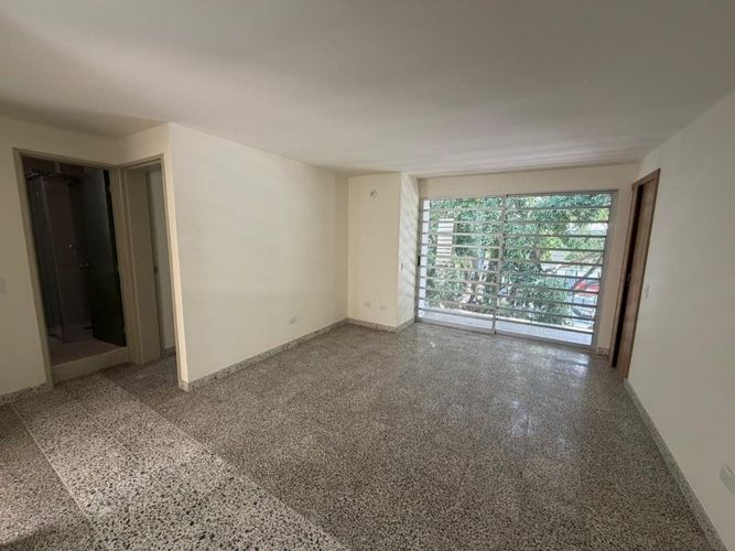 Oficina en arriendo en Suramericana, Medellín, 130 m² · foto 2 de 19